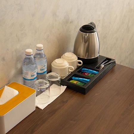 Mildom Express Hotell Alma-Ata Exteriör bild